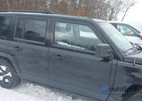 2012 Jeep Patriot Latitude z USA, uszkodzony, nr VIN 1C4NJRFB0CD656048